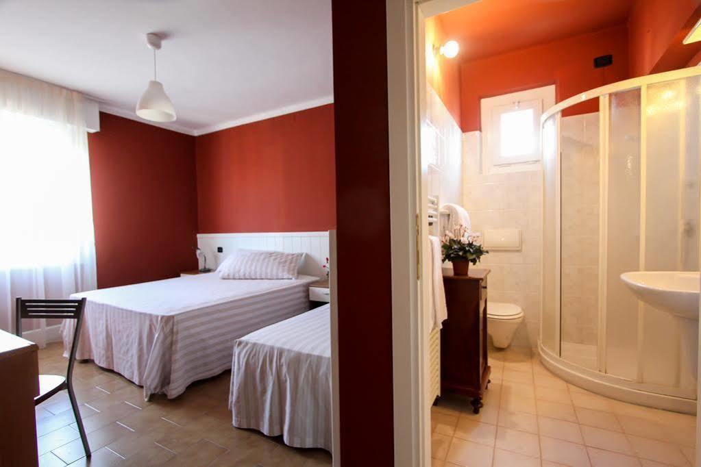 Hotel Bardolino Exterior photo