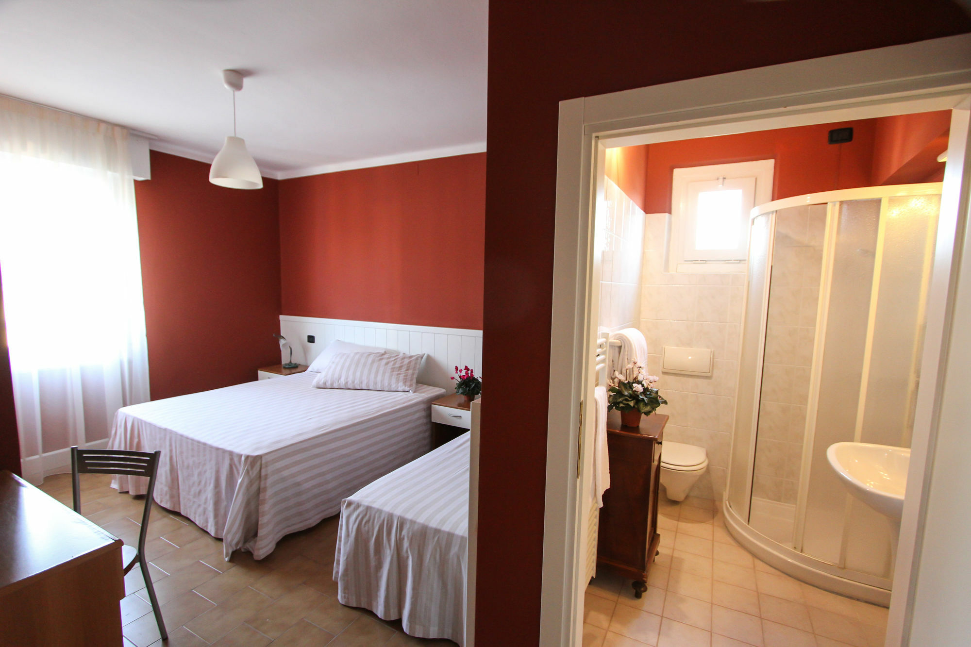 Hotel Bardolino Exterior photo